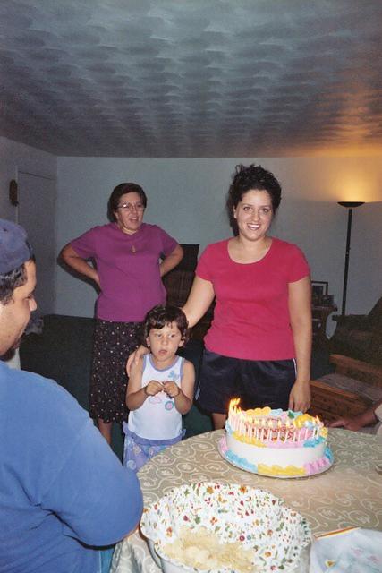 2210728934.jpg