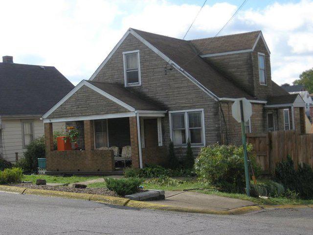 Super8House003.jpg