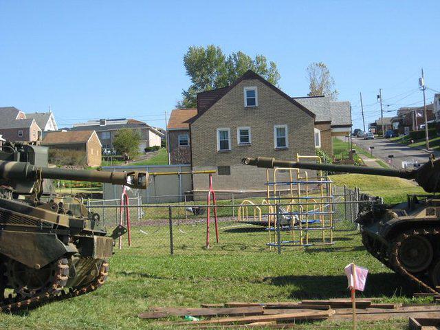 Super8Playground003.jpg