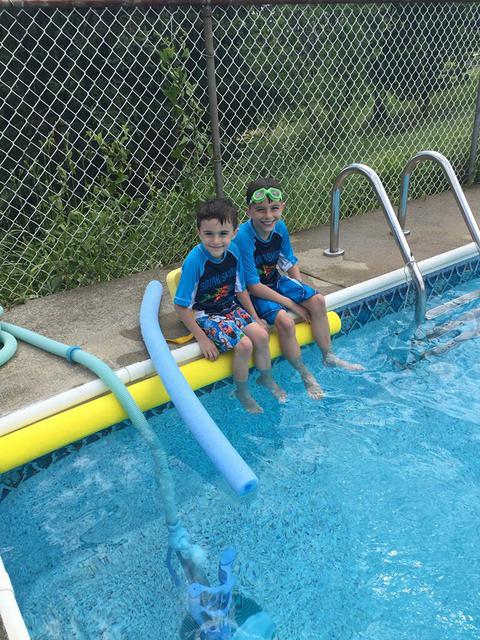 Having fun at Lisa Taverne's Pool