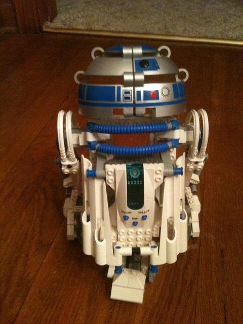 R2-D2.JPG