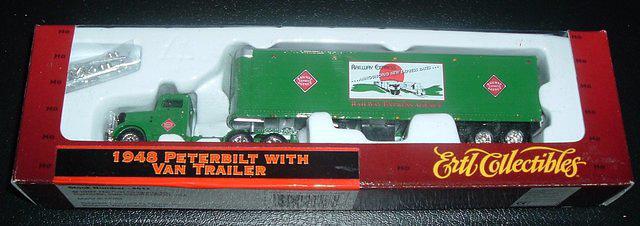 Ertl1948Peterbilt 4517