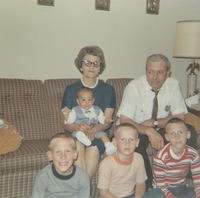 tnNanaPapaMiceliLarryJrKirkCraigBrian_Oct1968