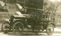 Weirton's_1st_FireTruck_circa1930.jpg
